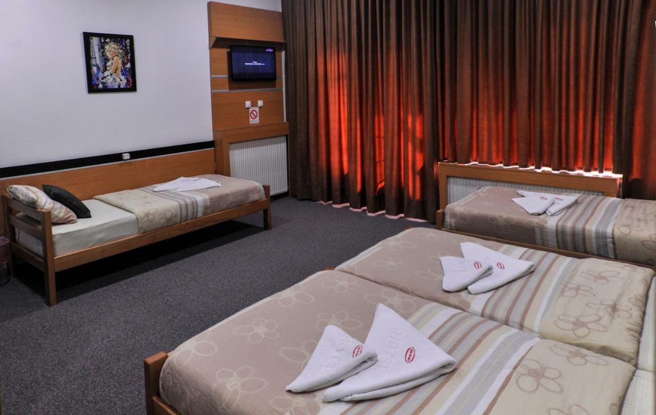 Guesthouse Villa Modex Paracin Luaran gambar