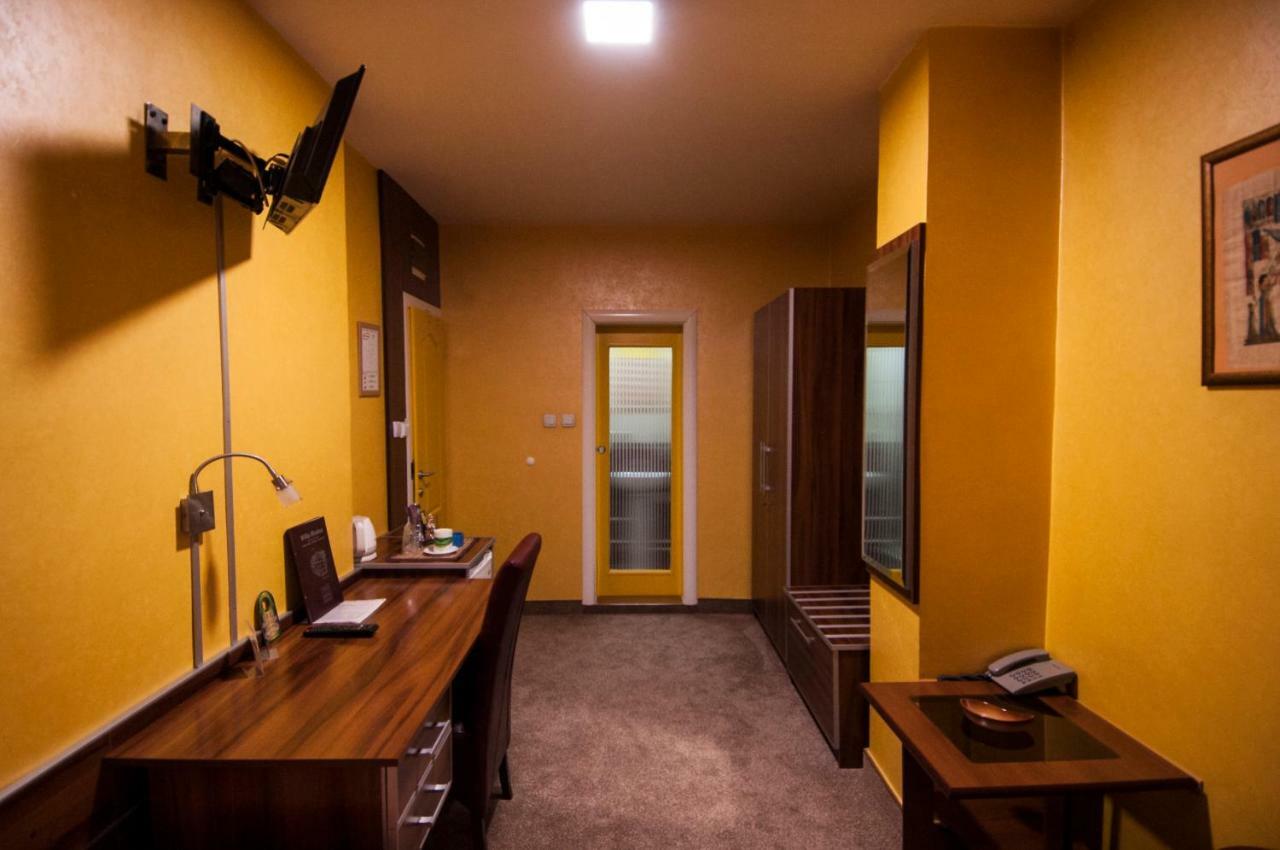 Guesthouse Villa Modex Paracin Luaran gambar