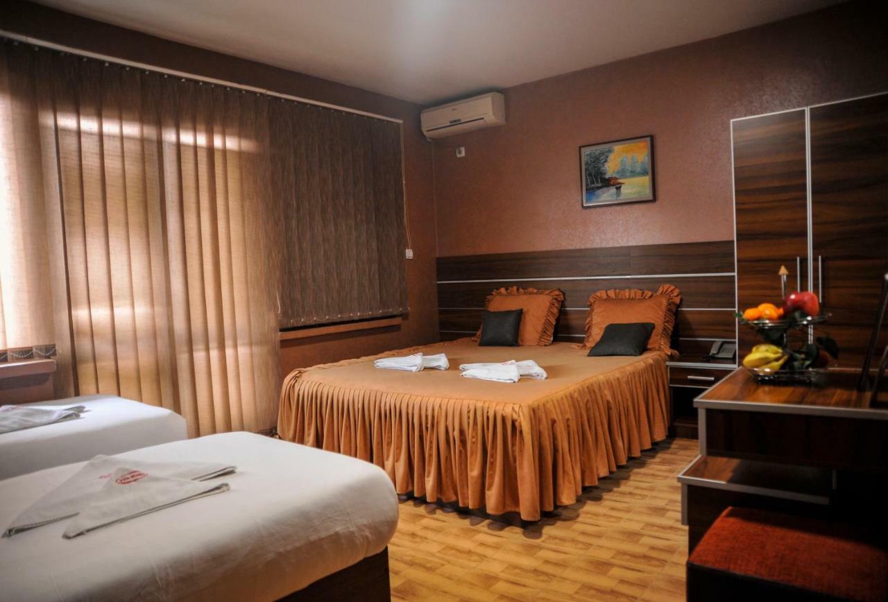 Guesthouse Villa Modex Paracin Luaran gambar